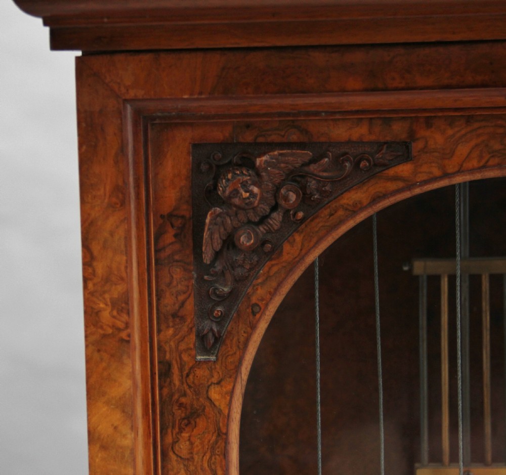Early 20th Century walnut Granddaughter clock View XXIII