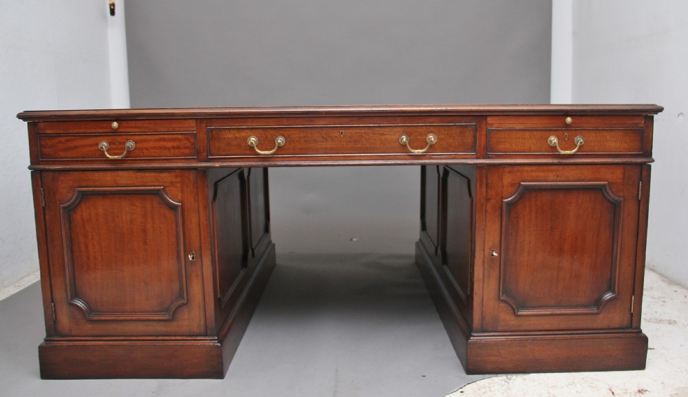 Large early 20th Century mahogany partners desk View IX