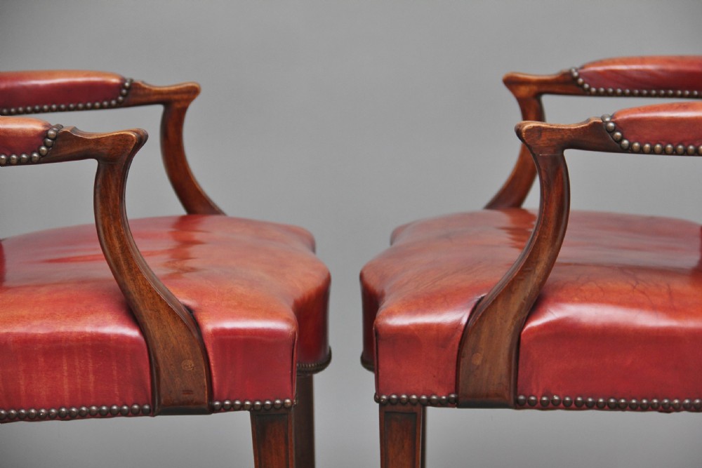 Pair of 19th Century mahogany library armchairs View IV