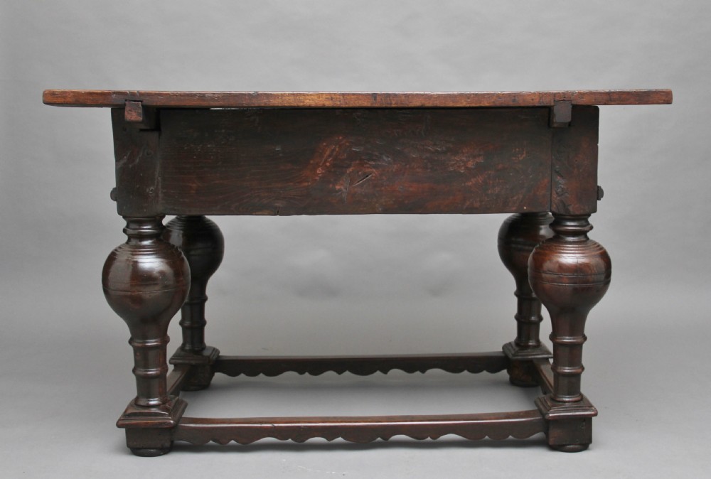 Early 18th Century oak center table View VI