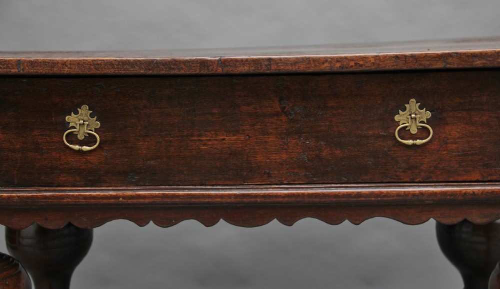 Early 18th Century oak center table View XIII