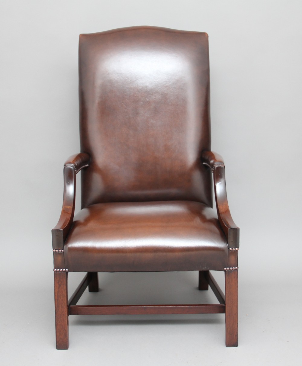 Early 20th Century mahogany library chair View III