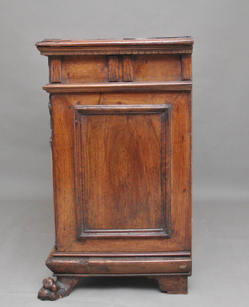 18th Century Italian walnut cabinet View VII