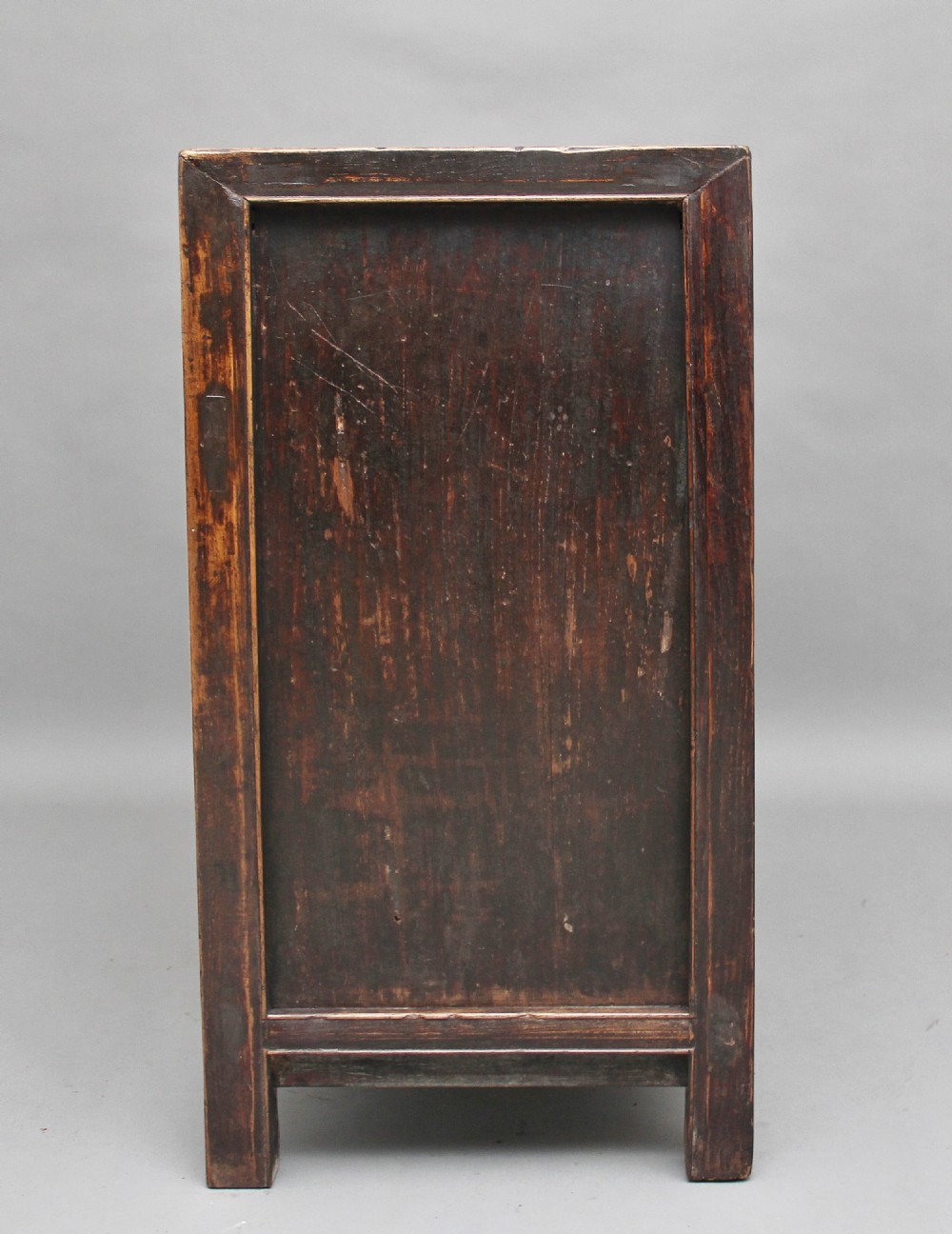 19th Century Chinese elm dresser View VI