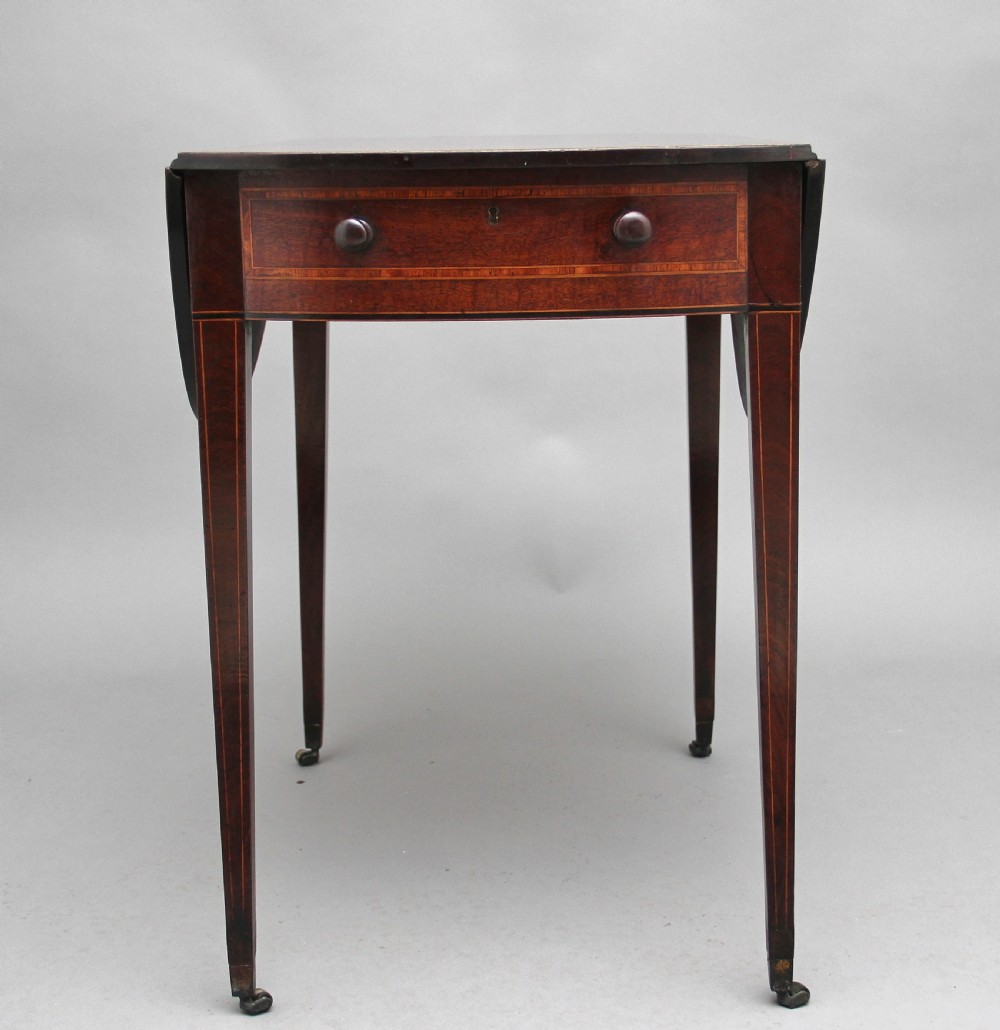 Early 19th Century mahogany Pembroke table View VI