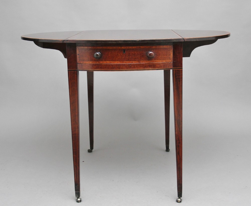 Early 19th Century mahogany Pembroke table View VIII