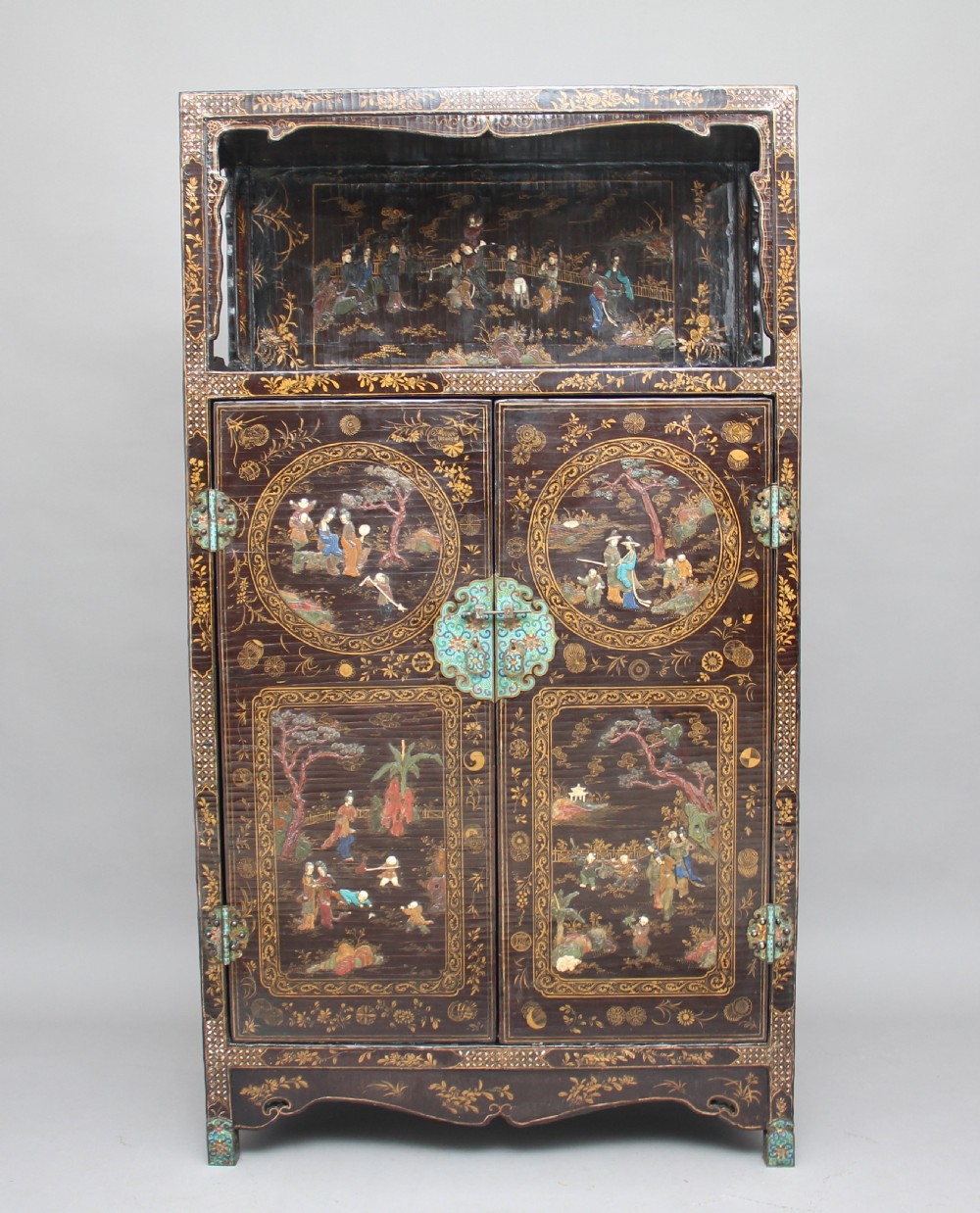 Early 20th Century Chinese lacquered cabinet View II