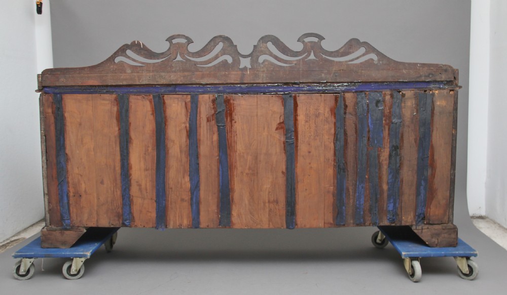 18th Century oak dresser View IV