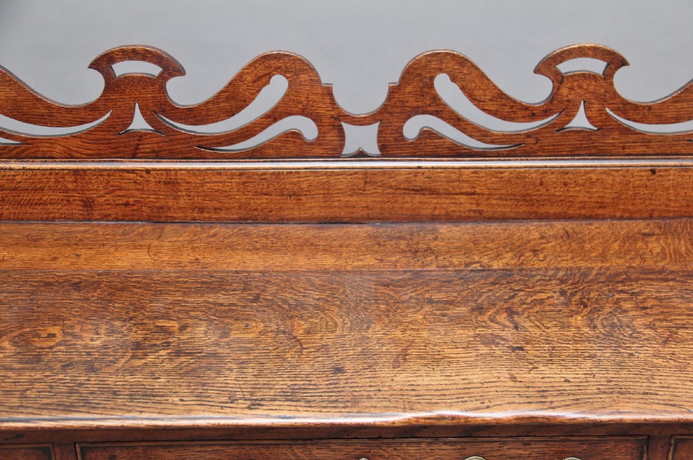 18th Century oak dresser View XI