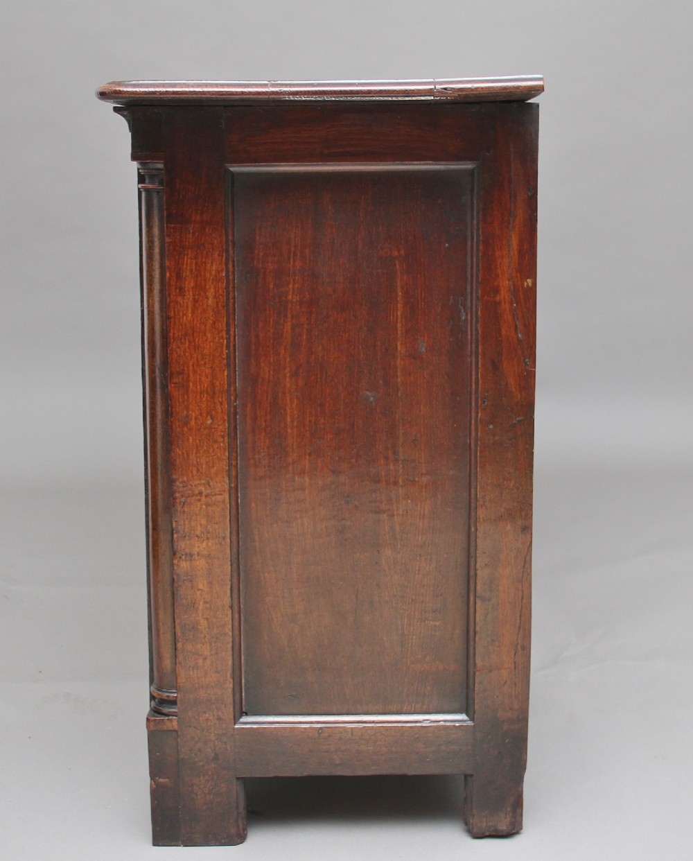 Mid 18th Century oak dresser View IV