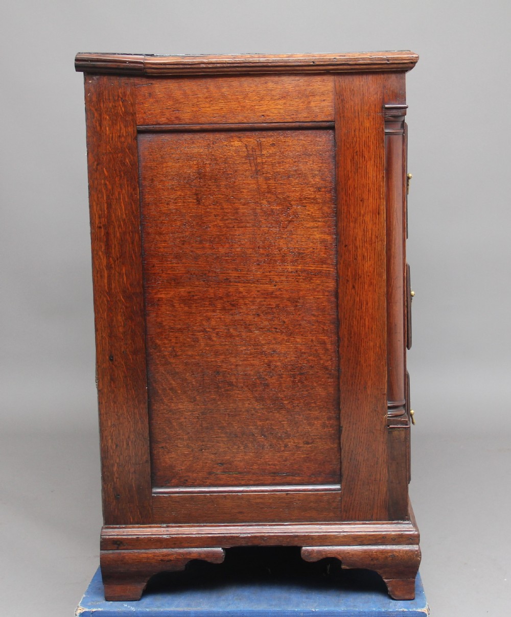 18th Century oak dresser View III