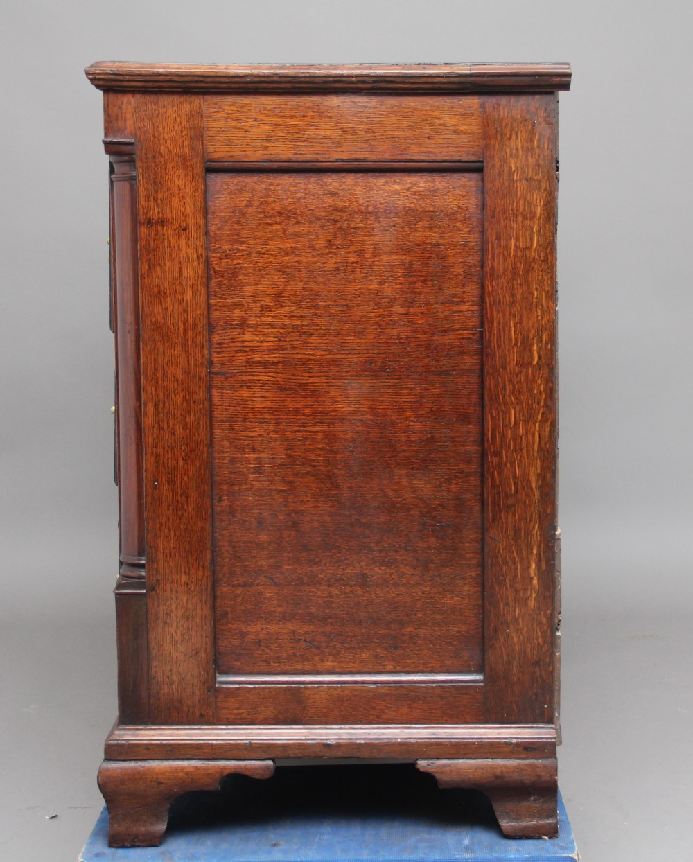 18th Century oak dresser View V