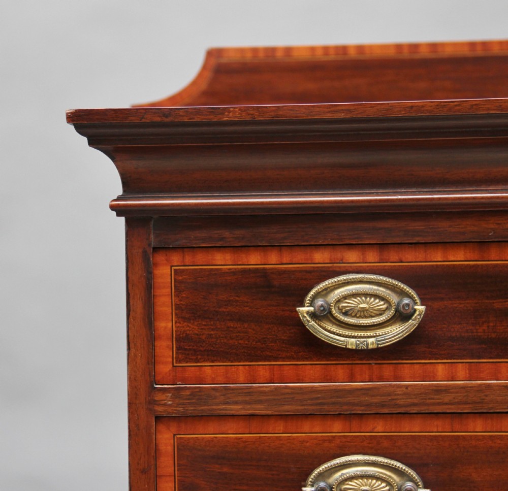 Early 20th Century mahogany chest of drawers View X