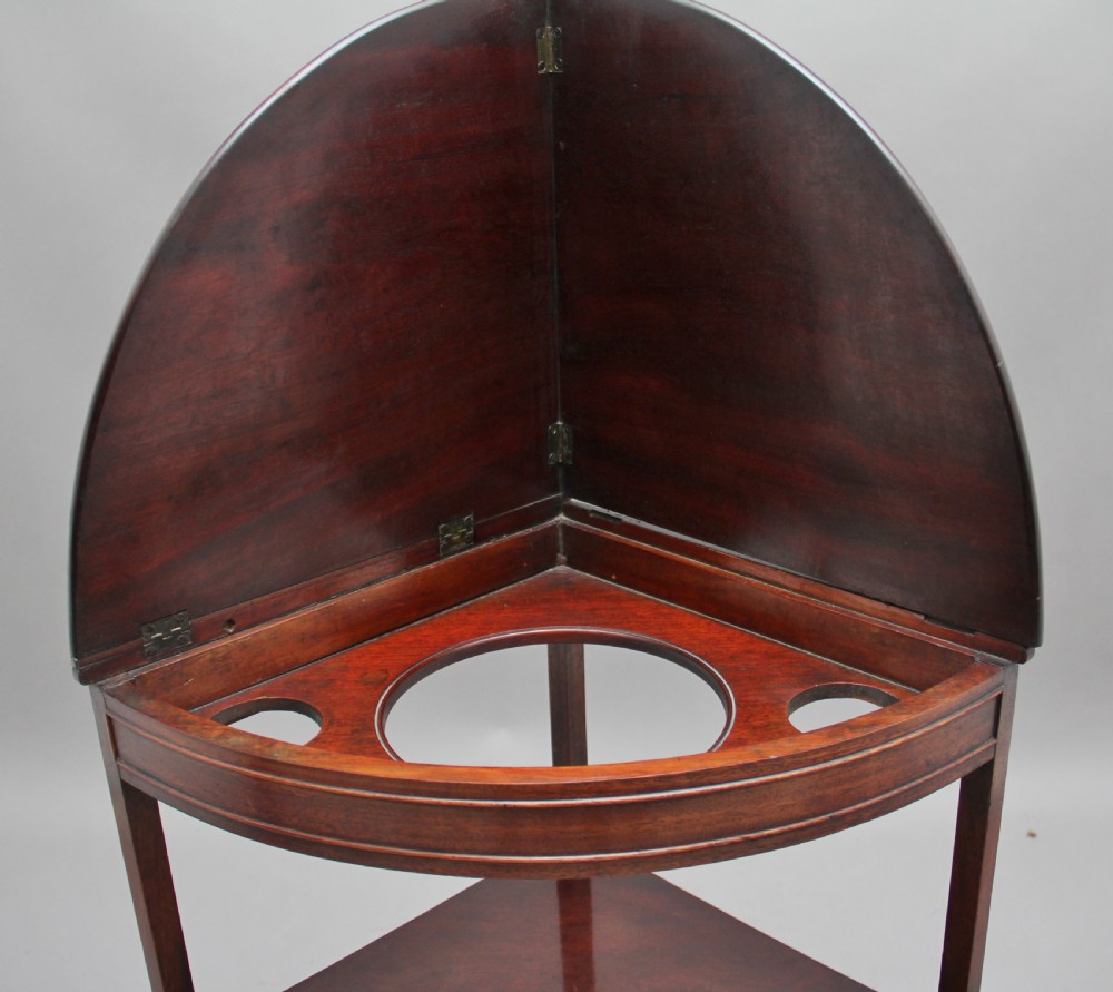 Early 19th Century mahogany corner wash stand View IV