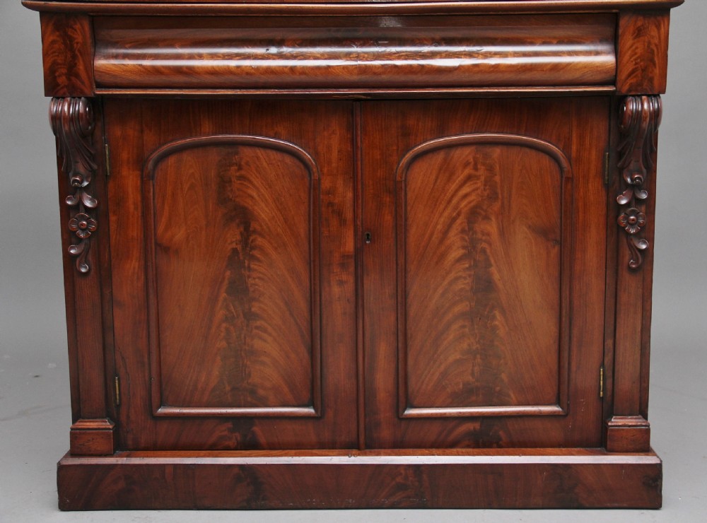 19th Century flame mahogany chiffonier View VII