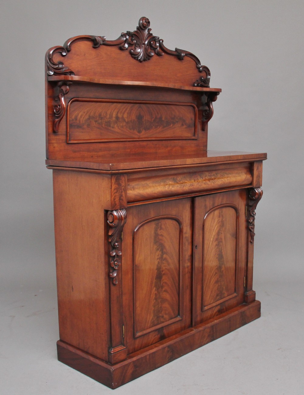 19th Century flame mahogany chiffonier View VIII