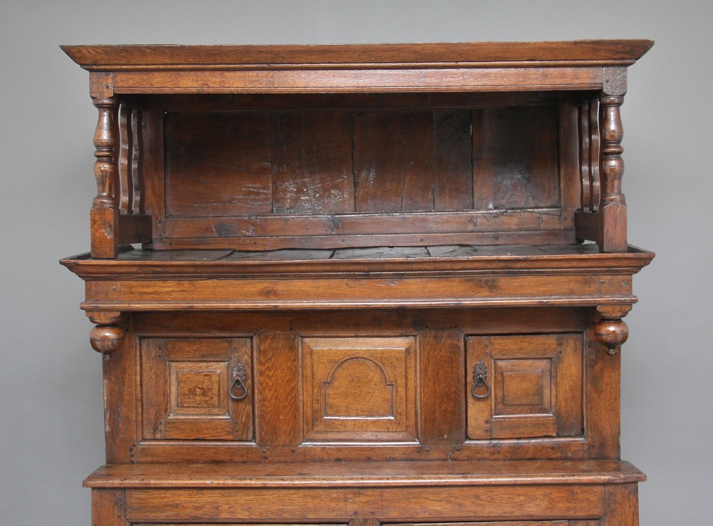Early 18th Century oak tridarn View V