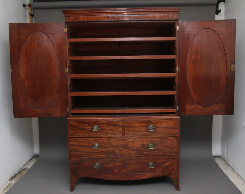 Early 19th Century mahogany linen press View II