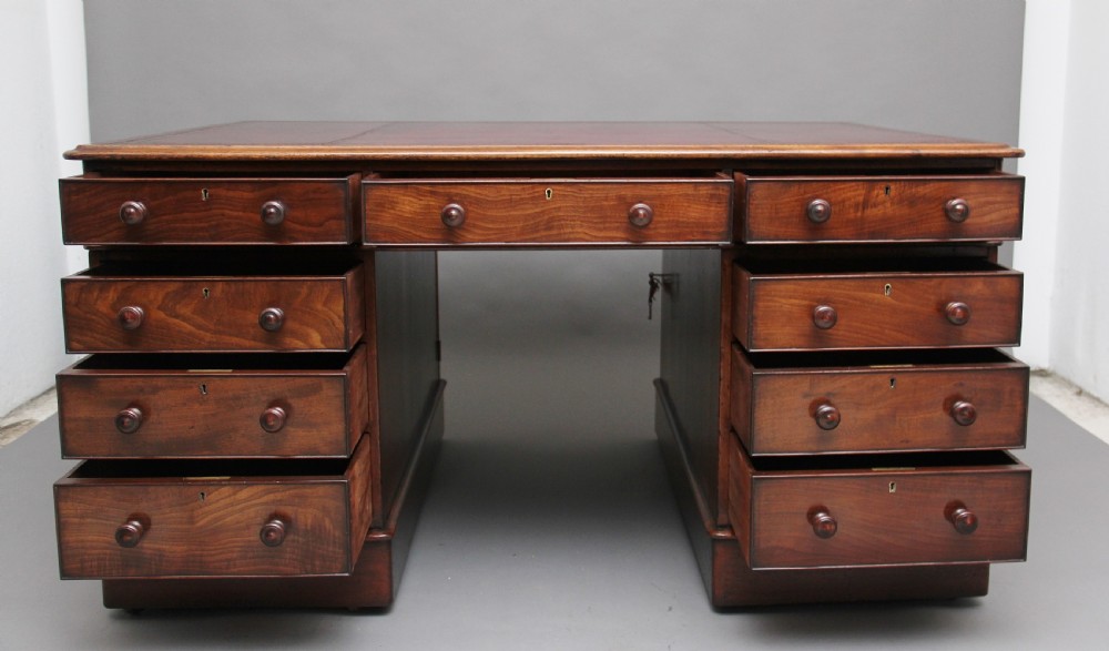 Early 19th Century mahogany partners desk View III