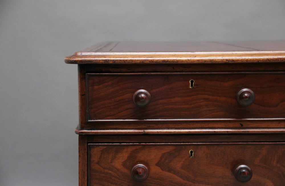 Early 19th Century mahogany partners desk View XIII