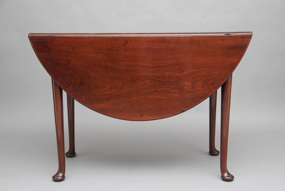18th Century mahogany drop leaf table View IV