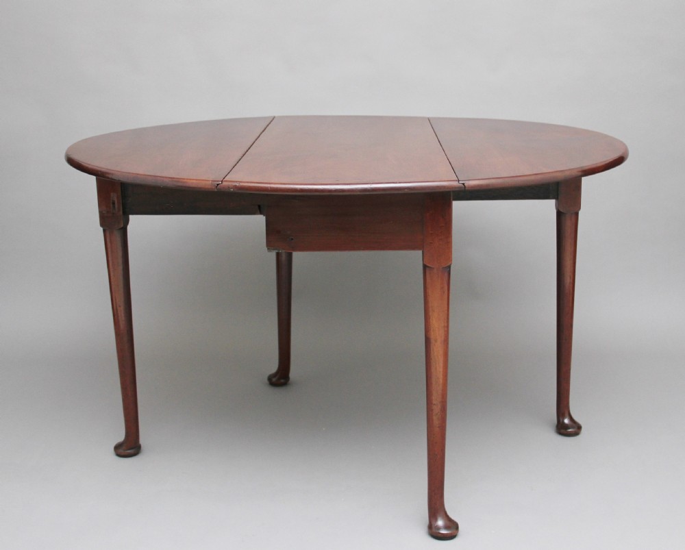 18th Century mahogany drop leaf table View VII