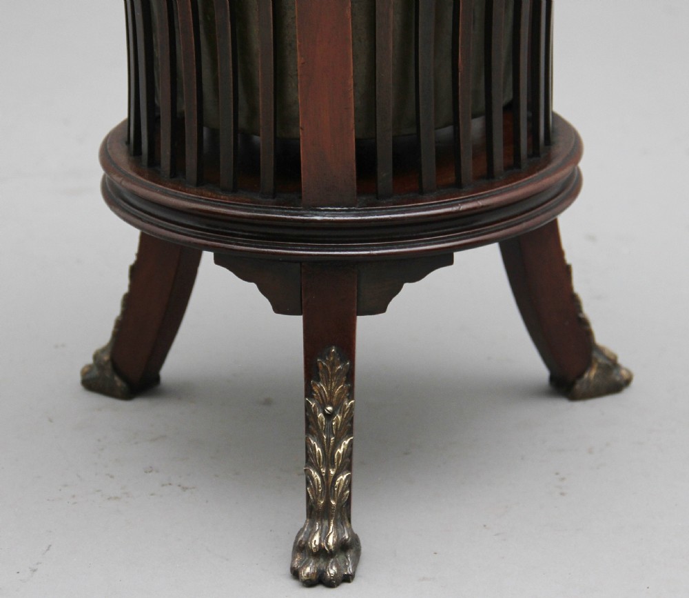 Early 20th Century mahogany and brass jardiniere View IV