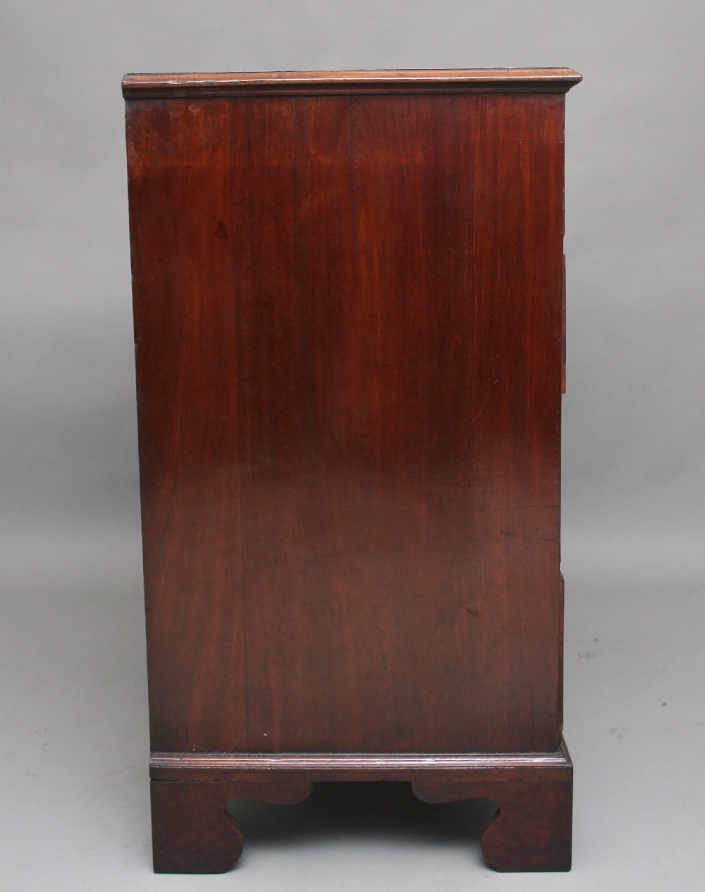 18th Century mahogany chest View IV