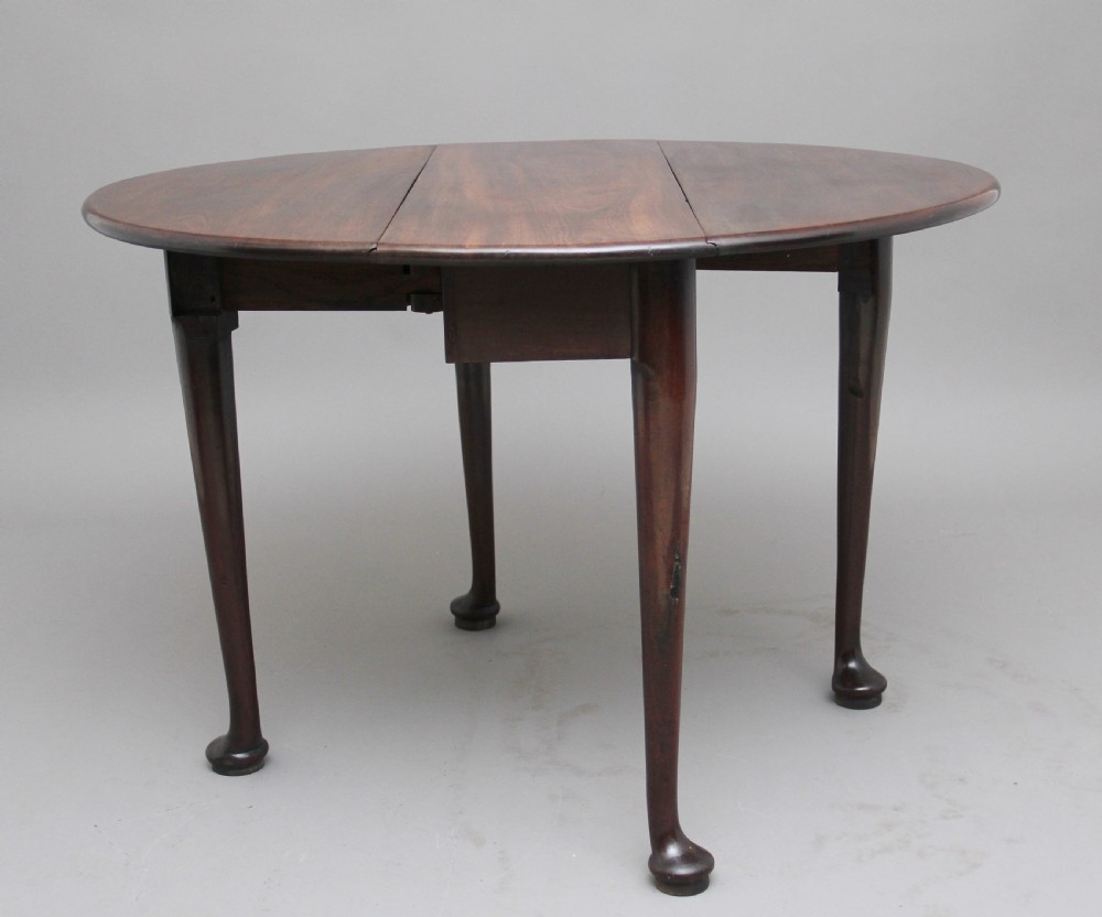 18th Century mahogany drop leaf table View VII