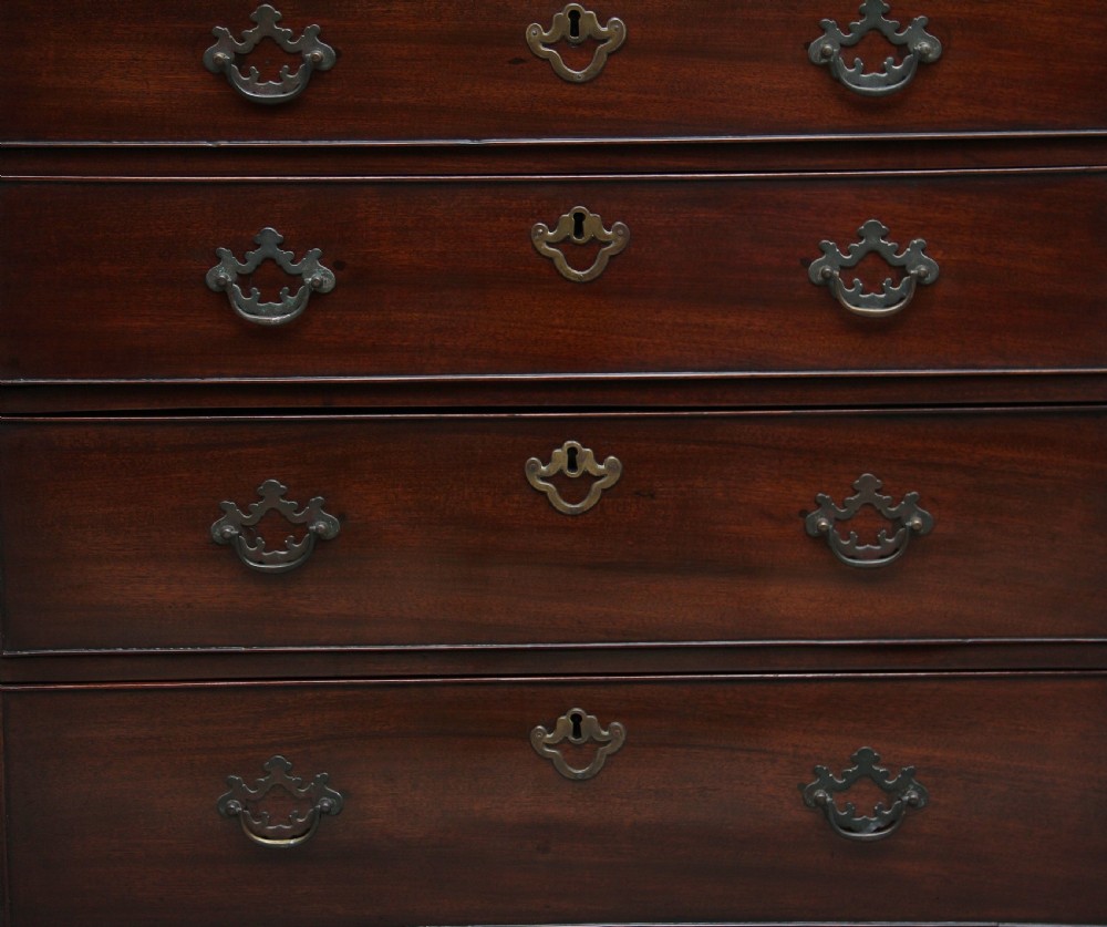 18th Century mahogany chest of drawers View VIII