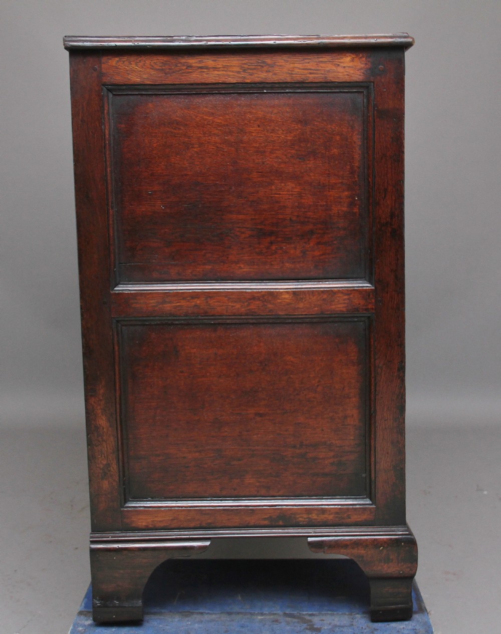 18th Century oak dresser View III
