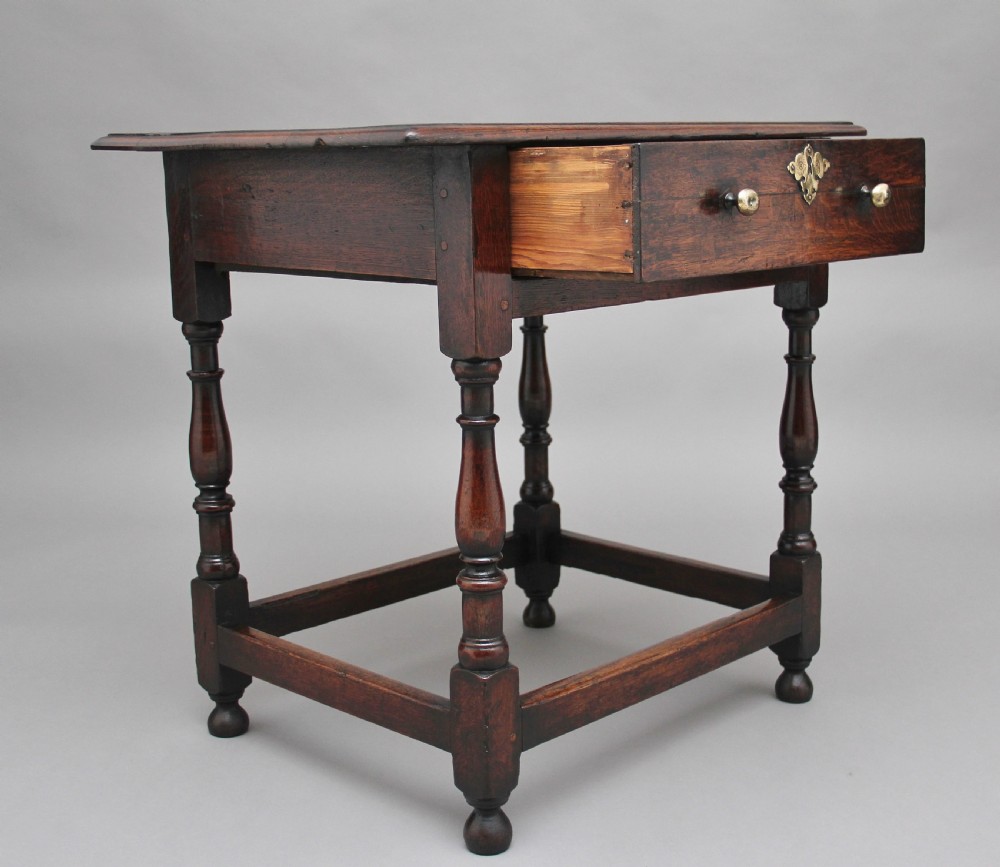 Early 18th Century oak side table View III