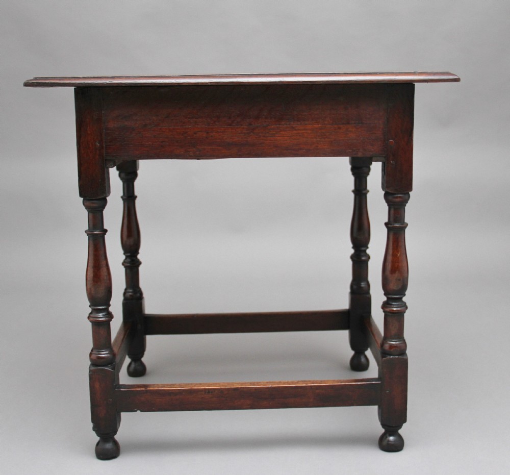 Early 18th Century oak side table View V