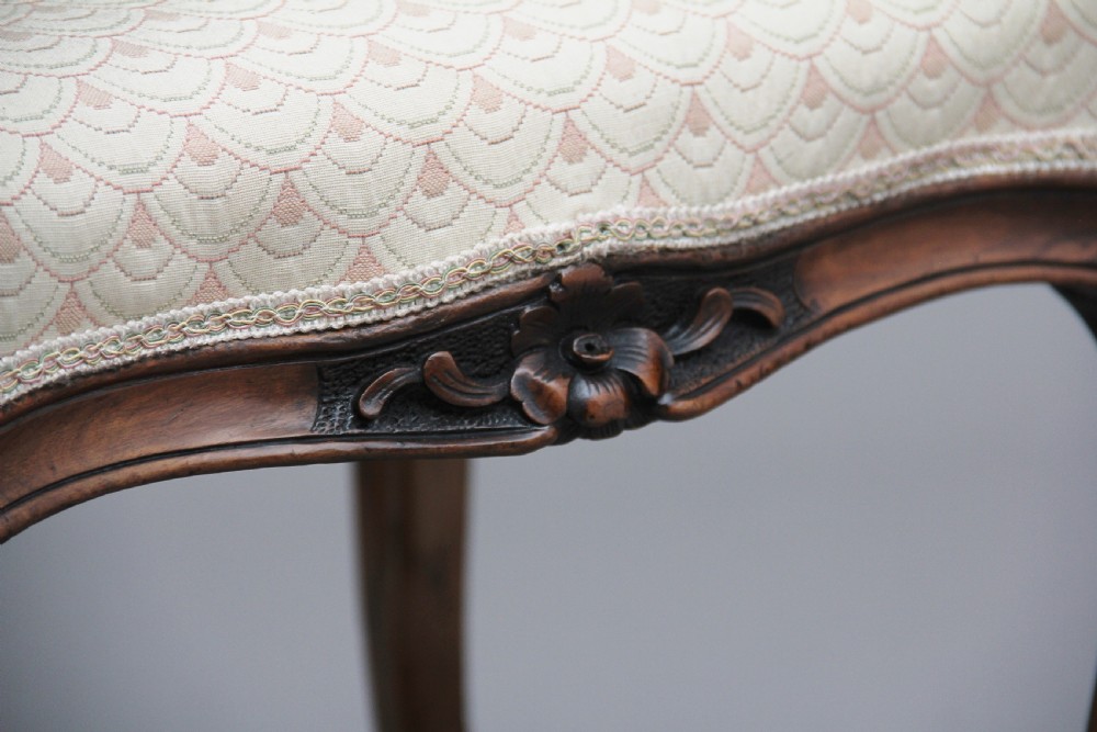 19th Century walnut stool View VIII
