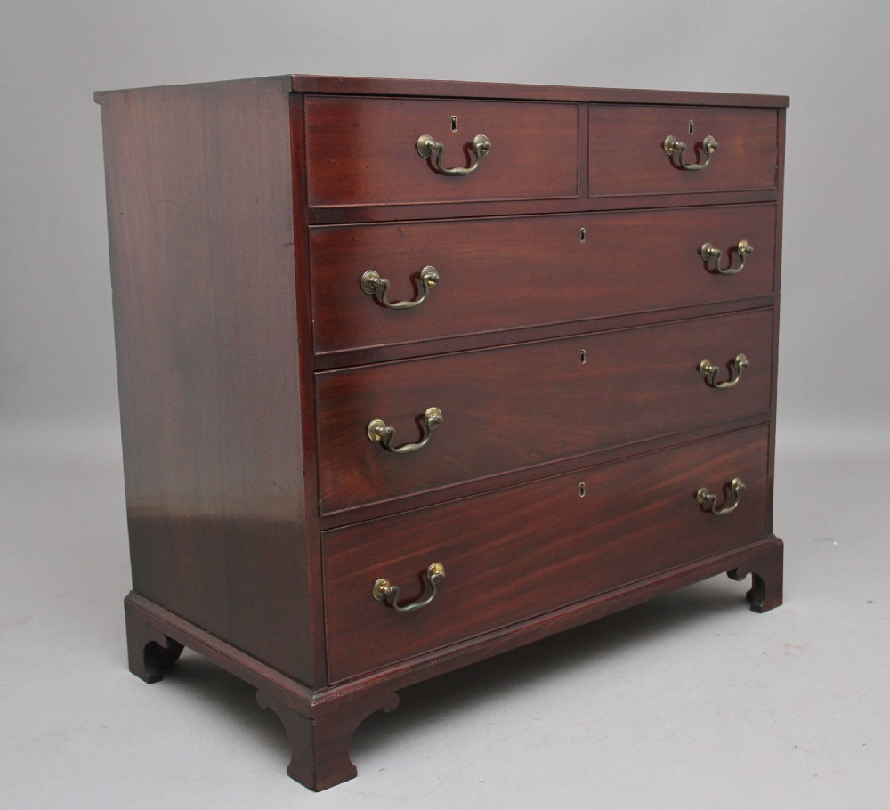 18th Century mahogany chest of drawers View II