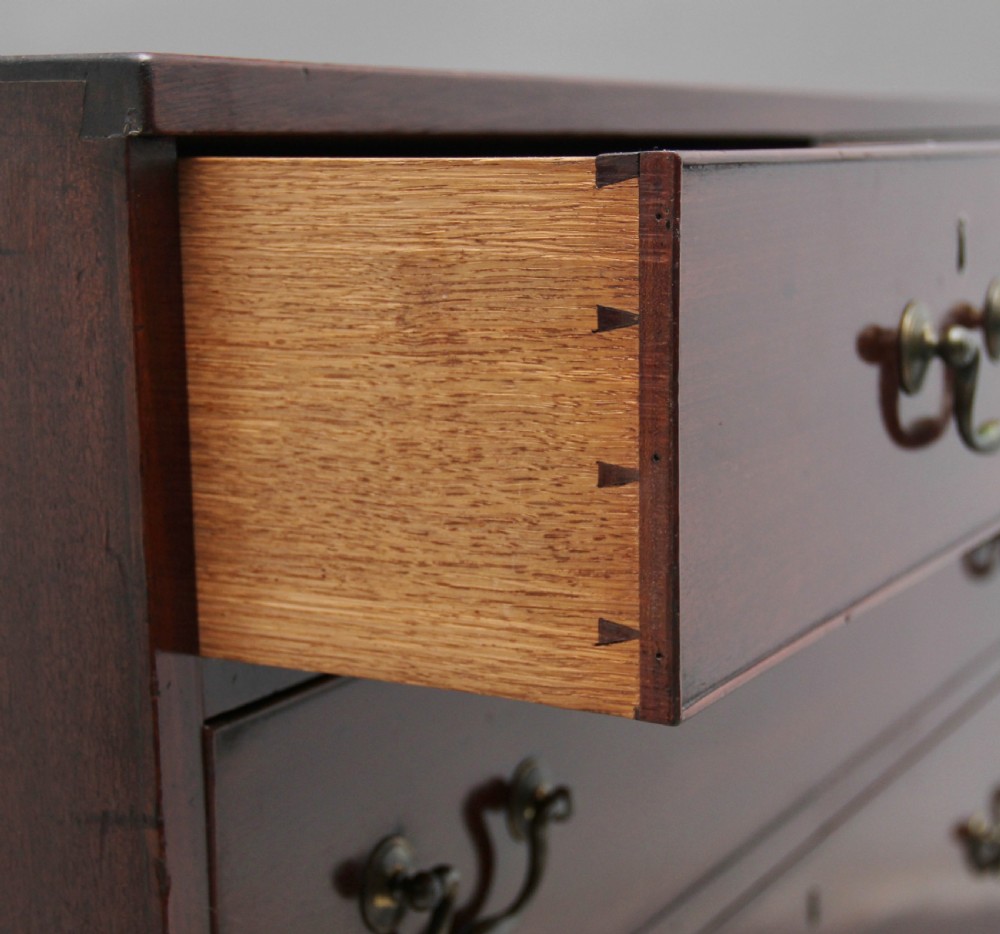 18th Century mahogany chest of drawers View VIII