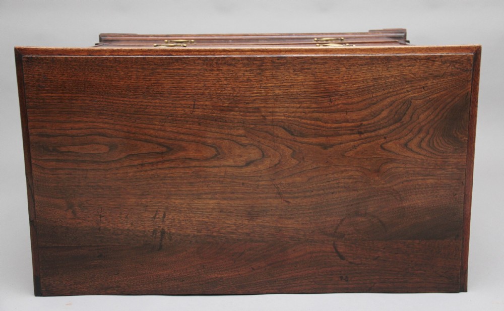 18th Century oak chest of drawers View VII