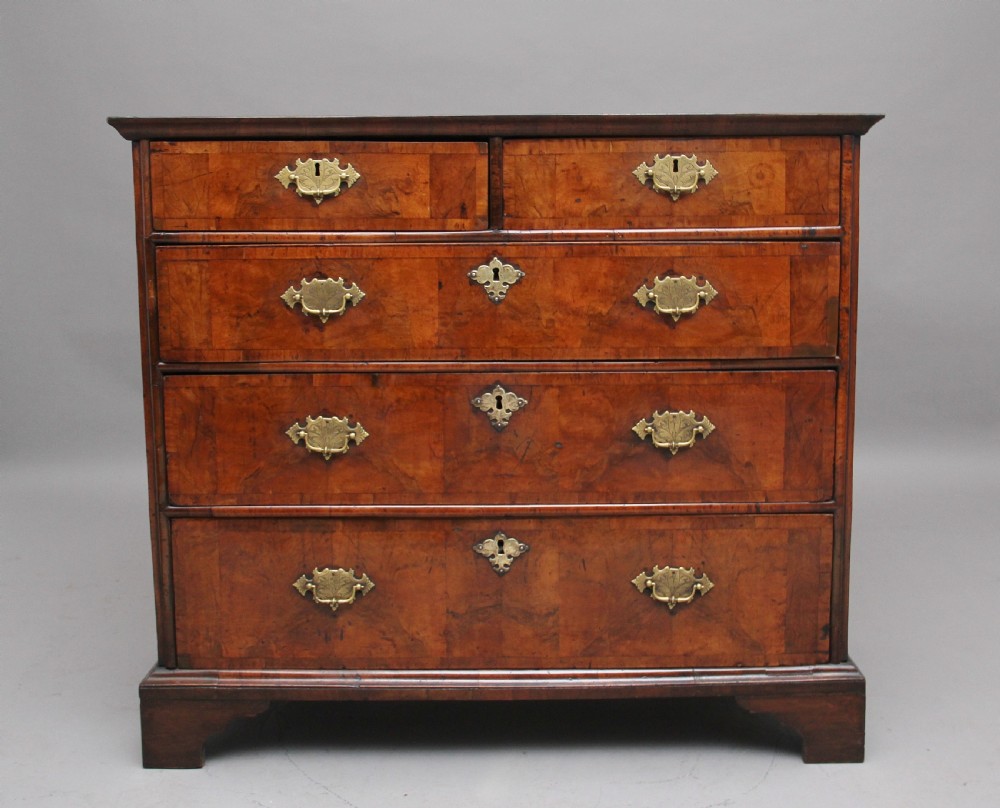 18th Century walnut chest of drawers