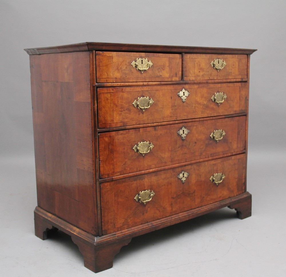 18th Century walnut chest of drawers View II