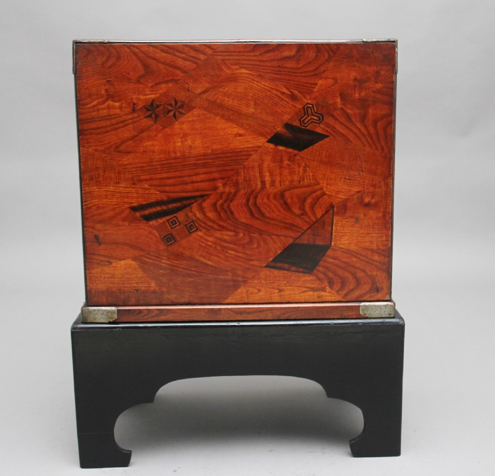 19th Century Japanese parquetry cabinet View VIII