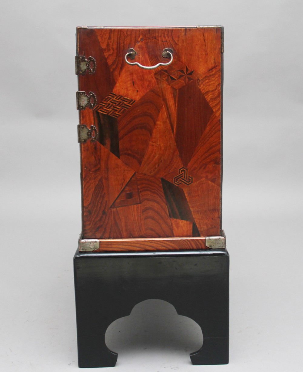 19th Century Japanese parquetry cabinet View IX