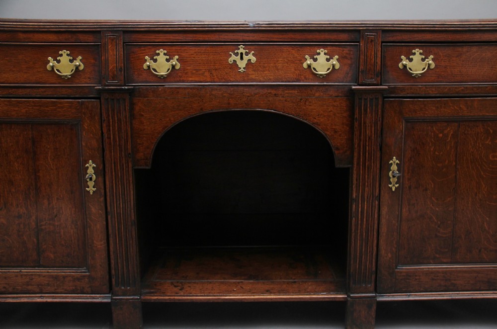 18th Century oak dresser View VIII