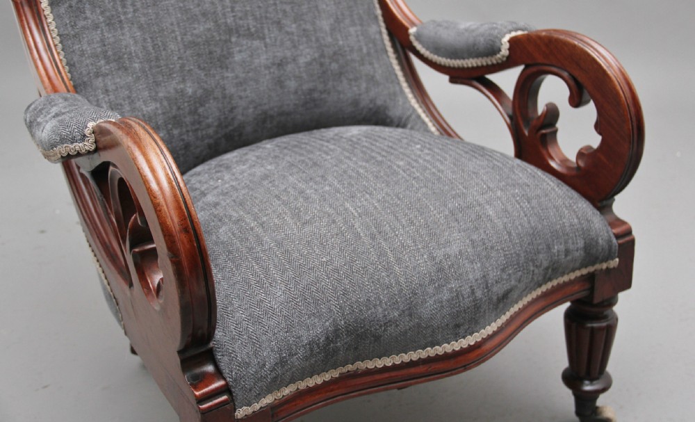 19th Century mahogany library armchair View VII