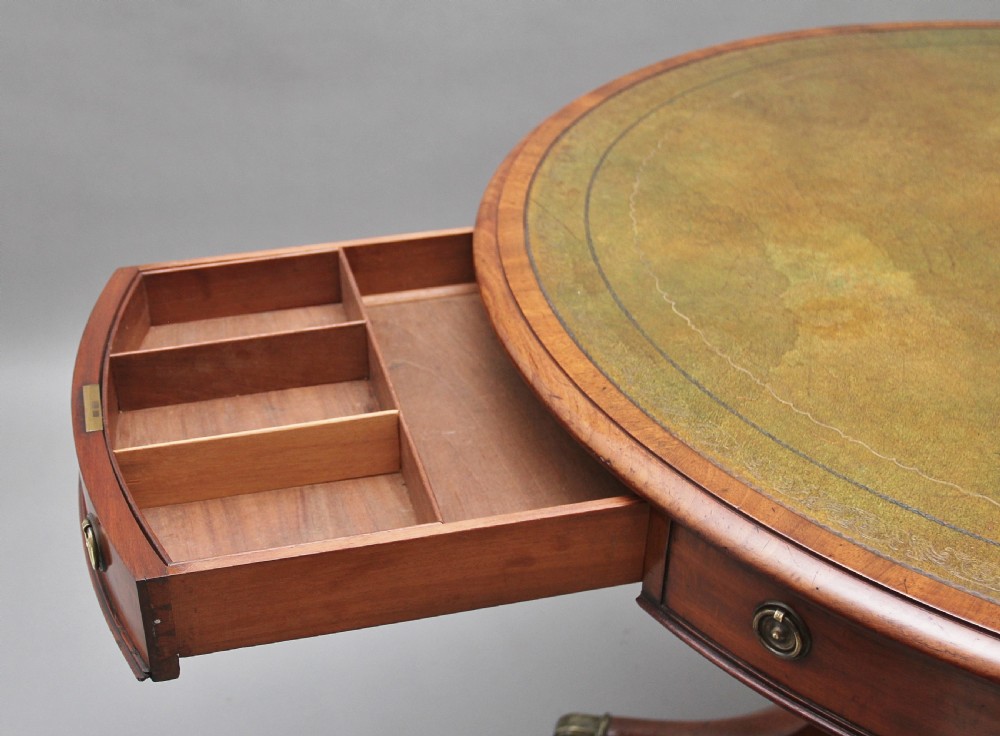 Early 19th Century mahogany drum table View IV