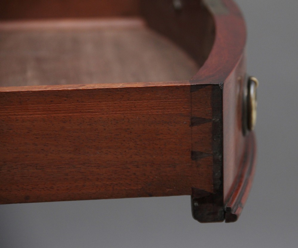 Early 19th Century mahogany drum table View V