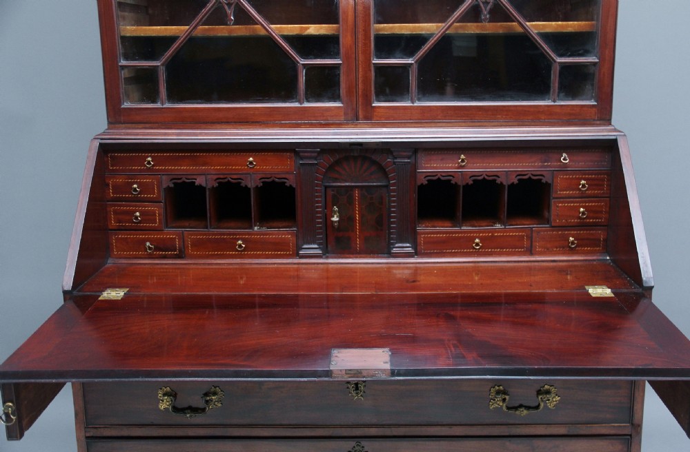 Superb quality 18th Century mahogany bureau bookcase View VIII