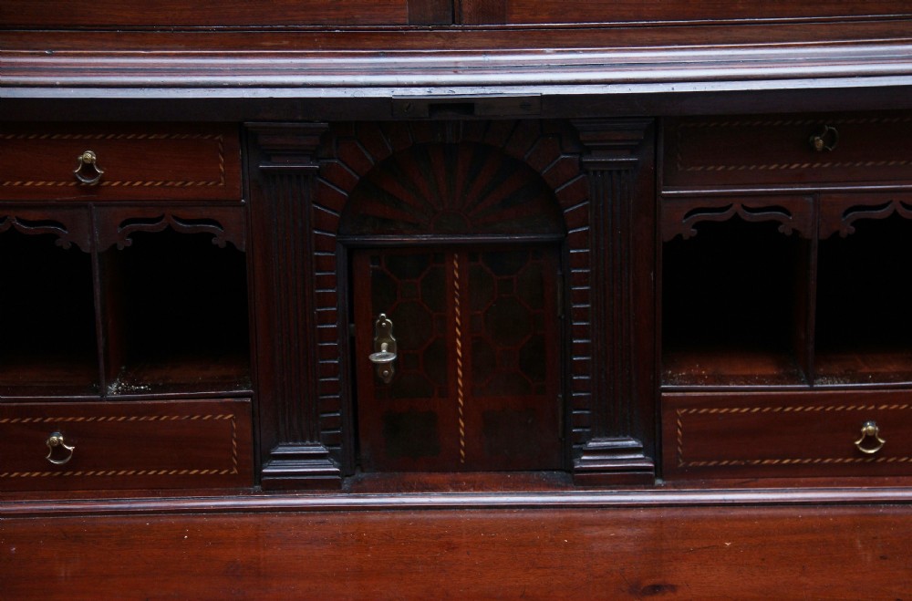 Superb quality 18th Century mahogany bureau bookcase View XIV