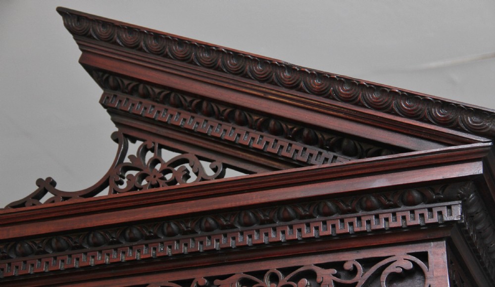 Superb quality 18th Century mahogany bureau bookcase View XX