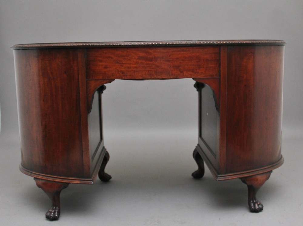 Superb quality Edwardian mahogany kidney shaped desk View IV