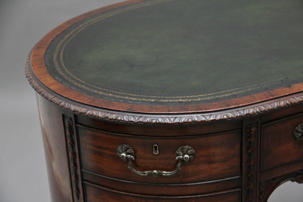 Superb quality Edwardian mahogany kidney shaped desk View XI